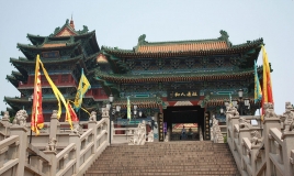 阅江楼上看长江滚滚烟波浩渺[出外郊游]