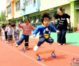 多地发补贴、托育消费券，能破解“带娃难”吗？